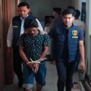 Gegara Dikatain ‘MALING’ Berujung Duel Berdarah, Paman dan Keponakan Bacok-bacokan di Sampang, Dua Orang Terluka Parah