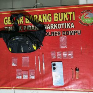 Tim Satresnarkoba Polres Dompu Libas Seorang Bandar Sabu di Kelurahan Kandai Dua.