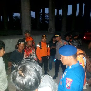 Respons Cepat Polsek Menganti Bersama Tim Gabungan, Korban Tenggelam di Tambak Gresik Berhasil Ditemukan