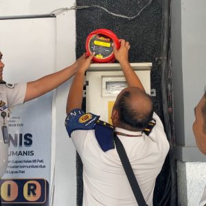 Lapas Pati Perkuat Mitigasi Kebakaran dengan Pemasangan Fire Block dan Stiker Pengecekan APAR