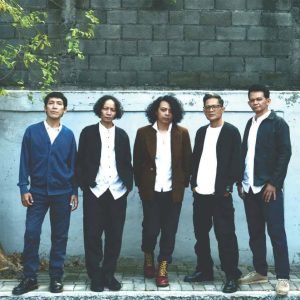 Setelah Kolaborasi di “Fana”, Roni Budiman Resmi Bergabung dengan Aftersunset
