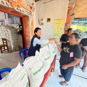 BULOG Bali Salurkan 9.071 Ton Beras Bantuan Pangan kepada 302.397 PBP