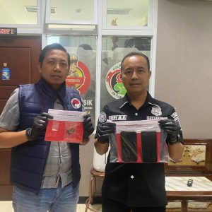 Polres Gresik Ungkap Kasus Sabu, 2 Pria asal Cerme Diamankan Usai Simpan Narkoba Dibungkus Permen