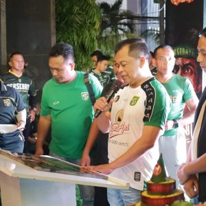 Kapolrestabes Surabaya Resmikan Posko BDRT, Perkuat Sinergi dan Kebersamaan Bersama Bonek