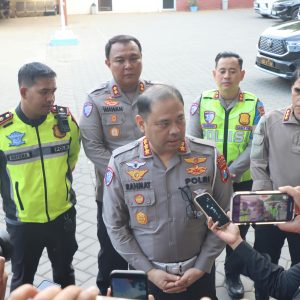 Polda Jatim Terjunkan 60 Personel Siaga 24 Jam Urai Kepadatan di Ketapang Banyuwangi