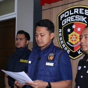 Satreskrim Polres Gresik Tangkap Pria yang Pamer Alat Kelamin ke Pengendara Perempuan di Cerme