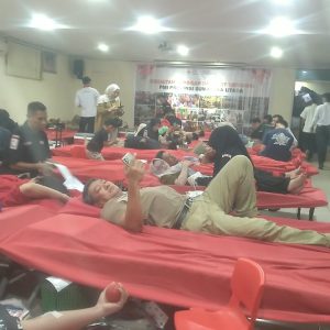 “Menyalakan Harapan, Menyelamatkan Jiwa”: Donor Darah, Bazaar, Pemeriksaan Kesehatan hingga Lucky Draw Meriahkan Perayaan HUT PMI ke 81 di Markas PMI Sumut