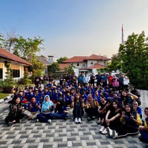 Dafam Surabaya Ajak Kampung Anak Negeri Kalijudan Senam Ceria 