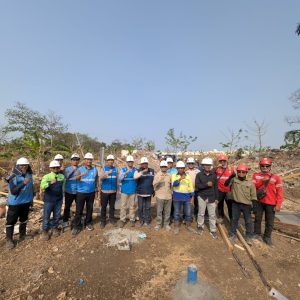Perkuat Keandalan Kelistrikan Gresik dan Sekitarnya, General Manager PLN UIP JBTB Lakukan Site Visit Pantau Progres SUTT 150 kV Bungah – Paciran