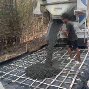 Semangat Gotong Royong, Swadaya Masyarakat Bangun Jalan Dusun Kloykoi Desa Daleman Sampang Madura