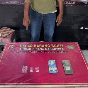 Satresnarkoba Polres Dompu Gempur Rumah Pengedar Sabu Di Kandai Dua, Amankan Pelaku dan BB Sabu 1,11 Gram