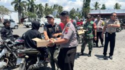 Aksi Humanis Polres Bondowoso, Berbagi Air Minum Gratis untuk Warga Antre di SPBU