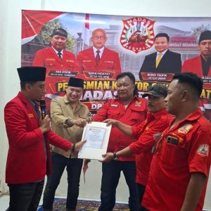 Cangkrukan Hukum Madas Sedarah Digelar di Tambaksari, Sekretariat Baru Diresmikan dan Struktur DPAC Dukuh Pakis Diperbarui