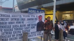 Massa APEMPEMUS Demo di Agro Plaza, Teriakkan Jatmiko Krisna Santosa Tak Bermoral