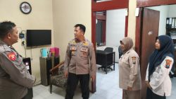 Wakapolres Gresik Cek Pelayanan di Polsek Kebomas, Pastikan Masyarakat Terlayani dengan Baik