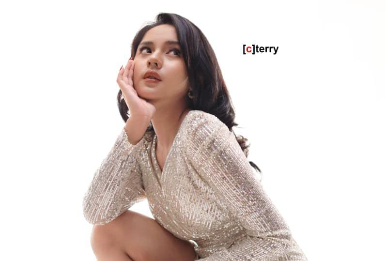 Alisha Syauqina Gunawan Raih Juara 1 Puteri Kebaya Jakarta Pusat 2027 Kategori Remaja