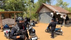 Polisi Gerebek Bilik Diduga Tempat Pesta Sabu di Pamekasan, Pemilik Rumah Diburu